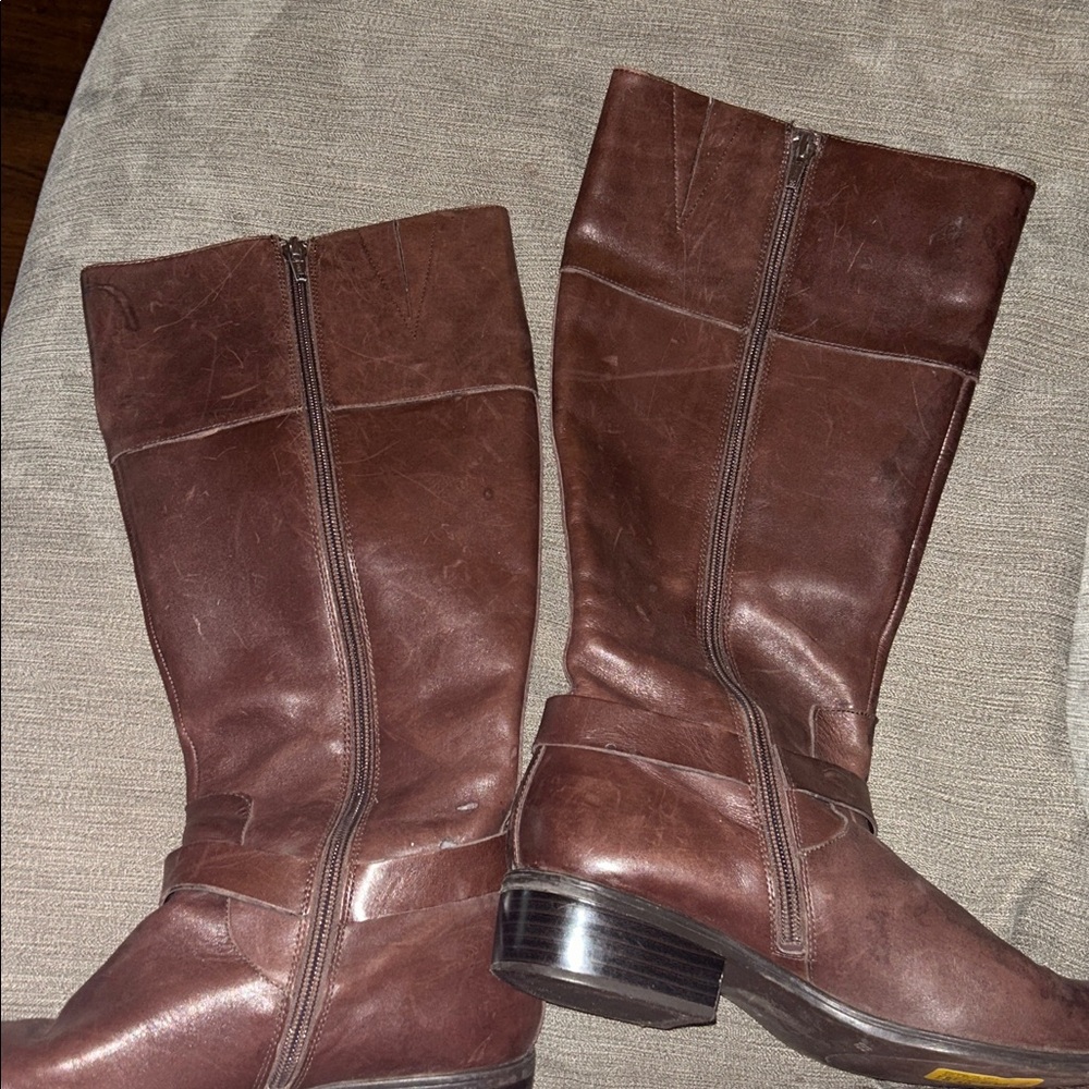 Ralph Lauren Burnished Calf Boots size 8, 8B - Picture 2 of 4